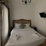 Mastika Koyici Alacati 3* Σμύρνη